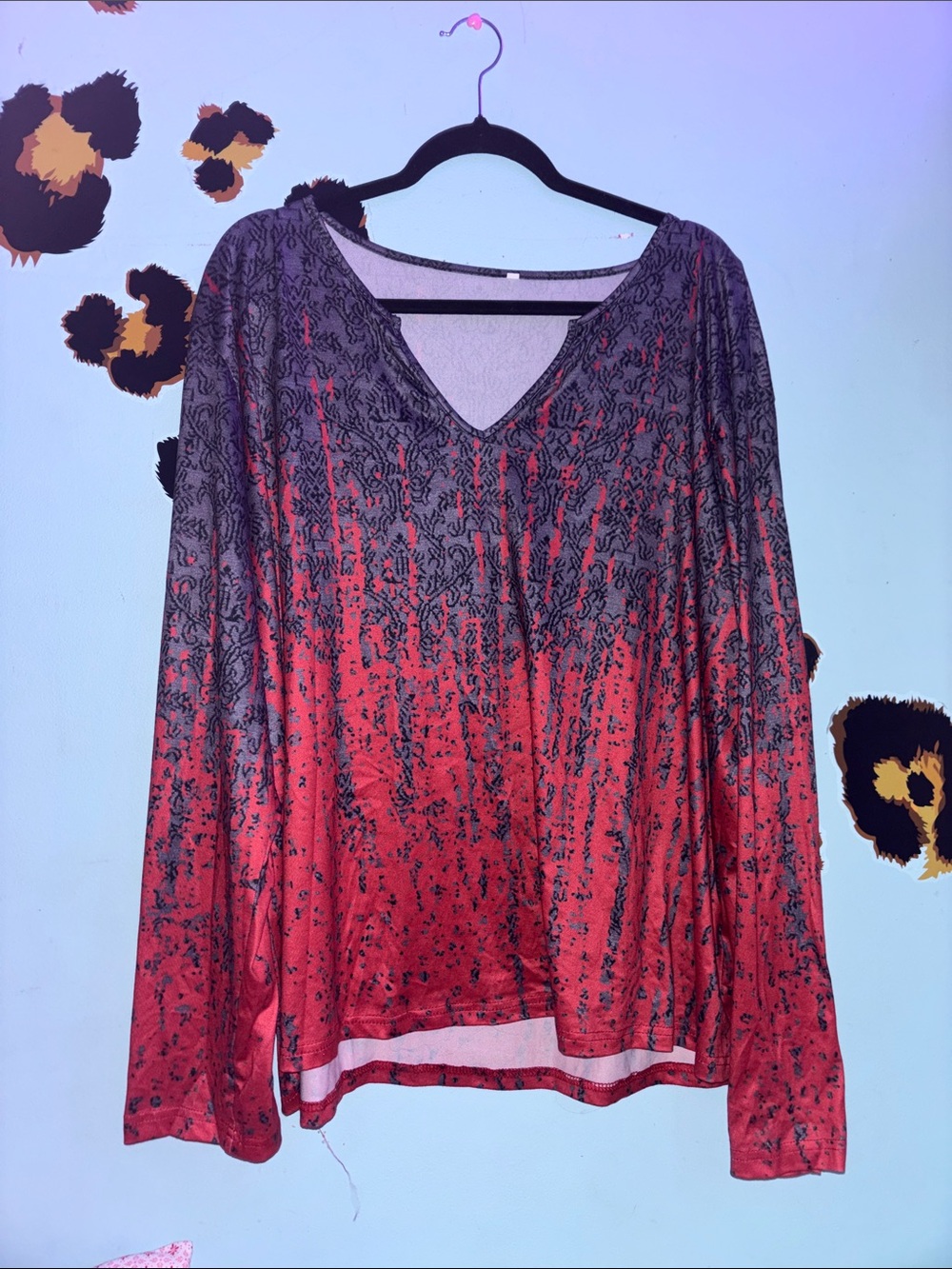 5XL Women's V-Neck Ombre Long-Sleeve Top - Red/Black
